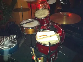 Take a look at the Ludwig Pioneer I just got!