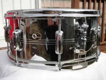 Slingerland snare mystery(at least to me)