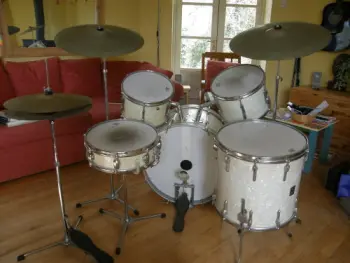 Vintage Premier drum kit - help with age and value please!
