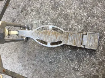 Help with models and value for a few kits and pieces