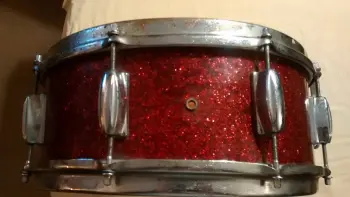 Trying to Identify Snare (Slingerland, or knock-off?)