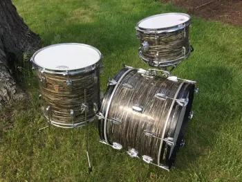 1966 Ludwig Black Oyster Downbeat