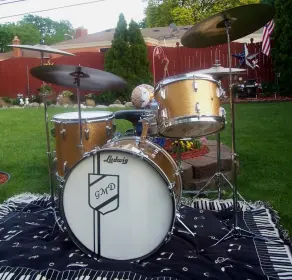 Oldschools bass drum repair