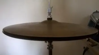 Help date 15&quot; New Beat Zildjian Hats