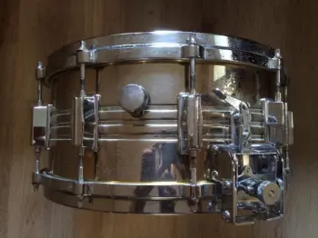 Pearl snares