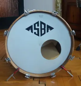 Clip on bass drum spurs