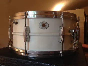 How do you clean/restore your vintage drums