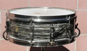 Pioneer Black Oyster ludwig