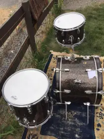 *RARE* 60s Ludwig 'Downbeat' outfit 12/14/20 in elusive Black Galaxy Sparkle finish