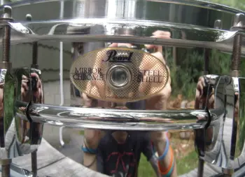 Pearl Mirror Chrome Snare