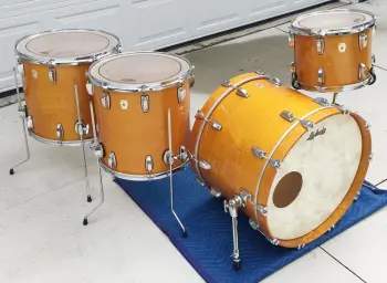 FOR SALE: Beautiful Custom Order 2006 Ludwig Classic Maples 13/16/18/22 in Gold Lac.