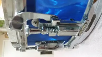 gretsch throw orig or mod?