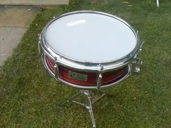 Need help identifying a Sonor vintage snare please