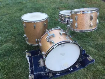 1960’s Ludwig 13/16/20/14 supra in champagne sparkle