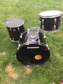 BLOWOUT! $599 - Vintage Ludwig b/o badge 13/16/24 3 pc kit in black