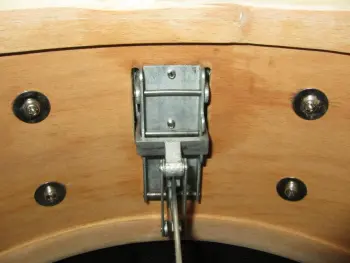 unknown snare drum