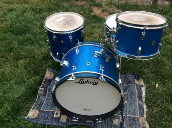 1960's Ludwig 12/14/20 Dowbeat outfit in blue sparkle