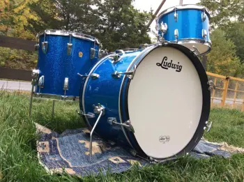 1960's Ludwig 12/14/20 Dowbeat outfit in blue sparkle