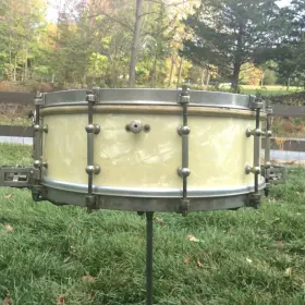 1935 Super Ludwig, Avalon Pearl - $1099