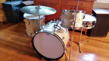 Newbie w/a Ludwig set