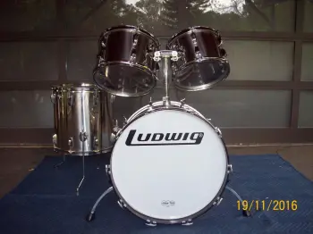 70's Ludwig Stainless Steel - excellent condition