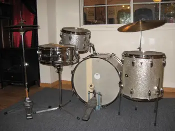 This is the &quot;find your vintage  kit&quot; thread