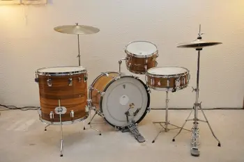 This is the &quot;find your vintage  kit&quot; thread