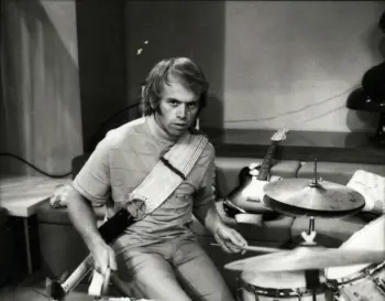 Famous non-drummer musicians behind the kit