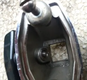 Question about Ludwig bass drum legs brackets