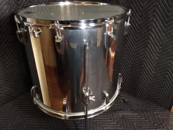 For Sale: Ludwig Stainless Steel 18&quot; Floor Tom