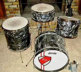 This is the &quot;find your vintage  kit&quot; thread
