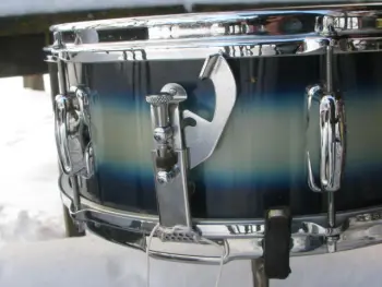 6 Lug Slingerland blue/silver photos.