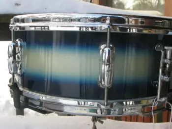 6 Lug Slingerland blue/silver photos.