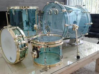 This is the Display Your Vistalite/Acrylic Drums Thread
