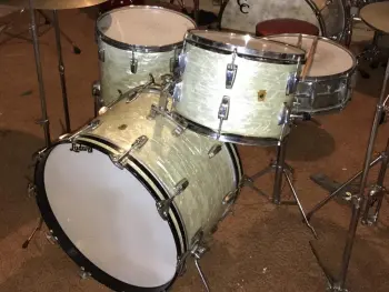 1968 Ludwig Super Classic in White Marine Pearl.$1699