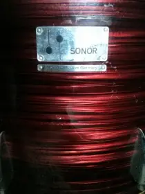 WTB Sonor teardrop rack tom in red.