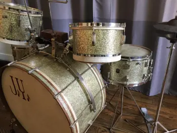 This is the Display Your Leedy Drums Thread
