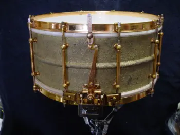 [B]1926-27 LUDWIG &amp; LUDWIG 6.5 x 14 DeLUXE STIPELGOLD SUPER-LUDWIG MODEL [/B]