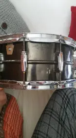 identify Ludwig snare