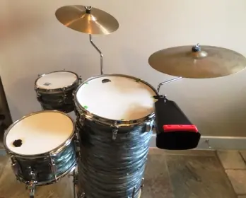 Update on my vintage Gretsch cocktail outfit.