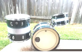 This is the Display Your Rogers Drums Thread