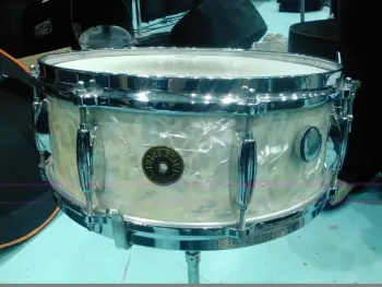 Gretsch Round Badge Progressive Jazz drum set