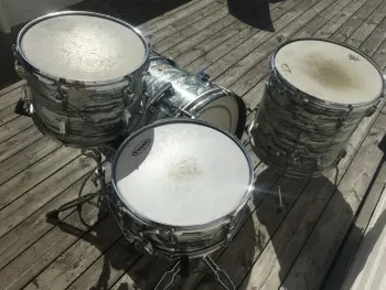 Slingerland 1975/76 vs ludwig 60s