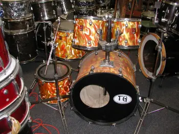 orange flame ? Premier drum kit