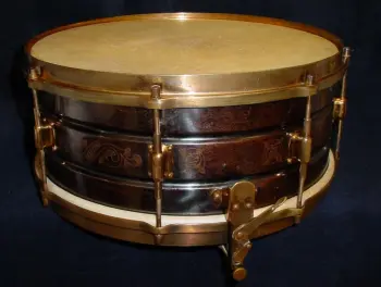 [B]1926-29 LEEDY 6 x 14 BLACK ENGRAVED ELITE (*MARVEL STRAINER) [/B]