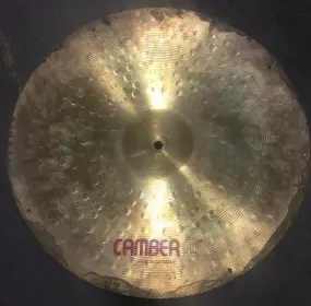 Can anyone ID this vintage cymbal