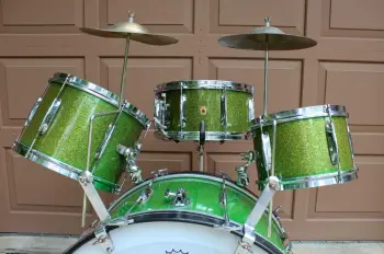 WFL Zephyr Lug Green Sparkle Set