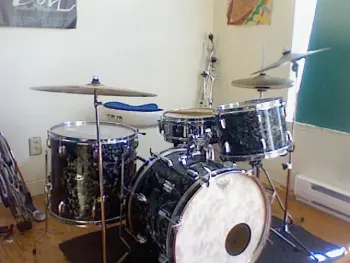 Stewart Drum Set Find