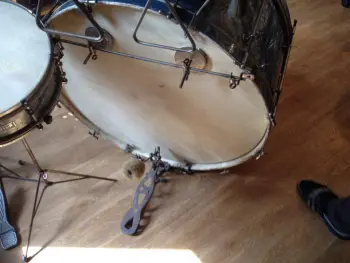 very vintage german drumset... but how old?