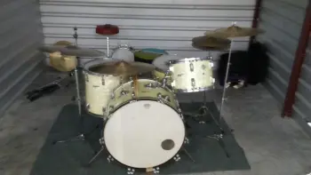 This is the Display Your Rogers Drums Thread